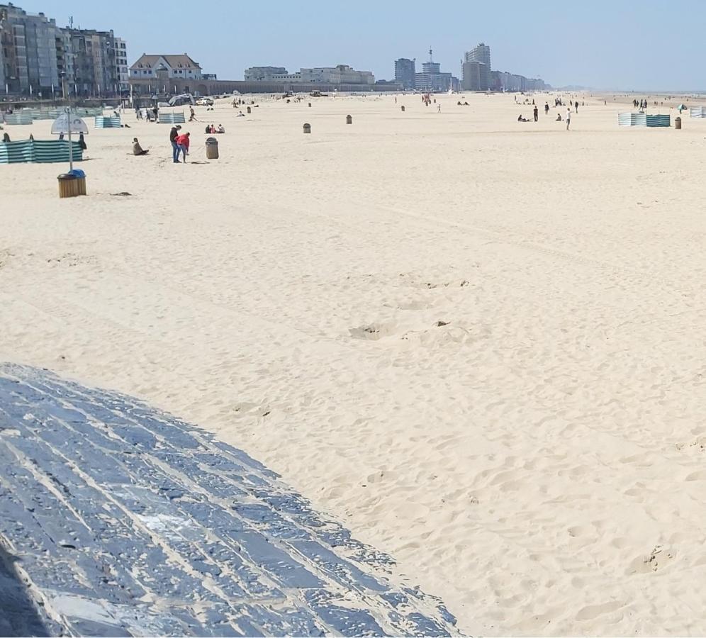 Marjori Oostende Met Gratis Parkeerplaats Esterno foto