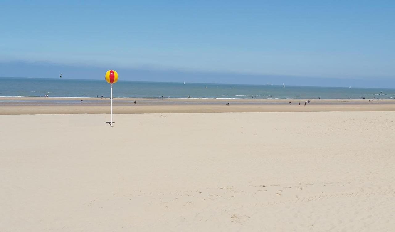 Marjori Oostende Met Gratis Parkeerplaats Esterno foto